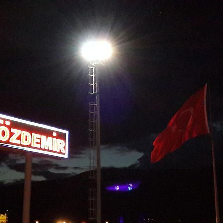 Ozdemir Hotel Pamukova 외부 사진